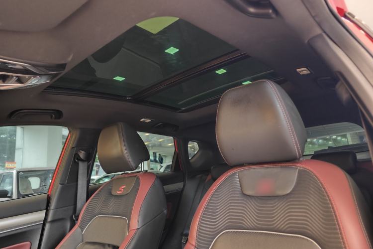 Used Geely Auto Coolray 2019 Sport Model 260T DCT Patrol China V Standard Interior 7