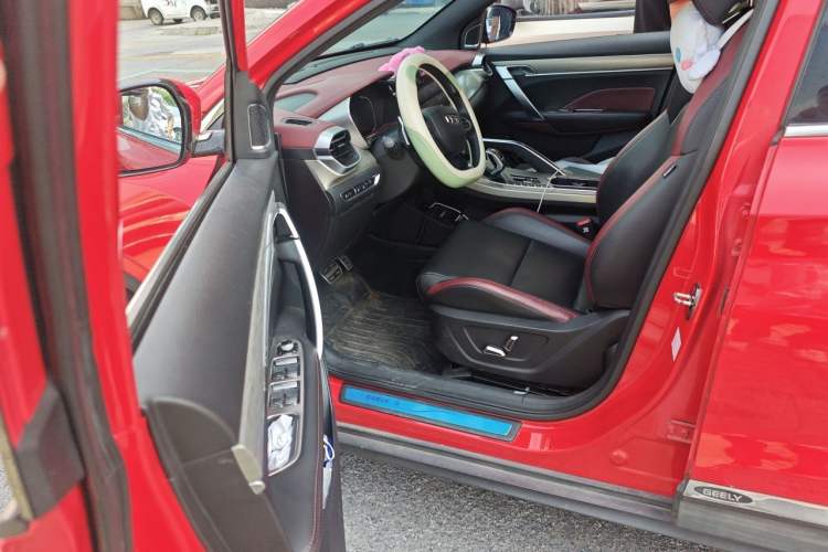 Used Geely Auto Coolray 2019 Sport Model 260T DCT Battle China V Standard Left Front Seat