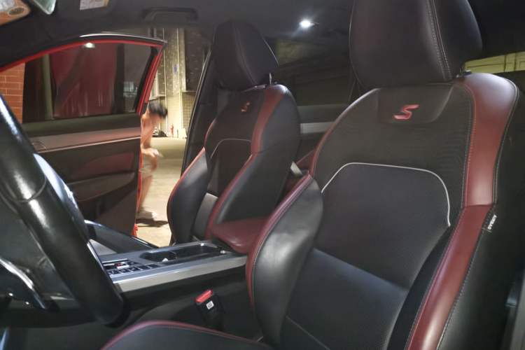 Used Geely Auto Coolray 2019 Sport Model 260T DCT Patrol China V Standard Left Front Seat