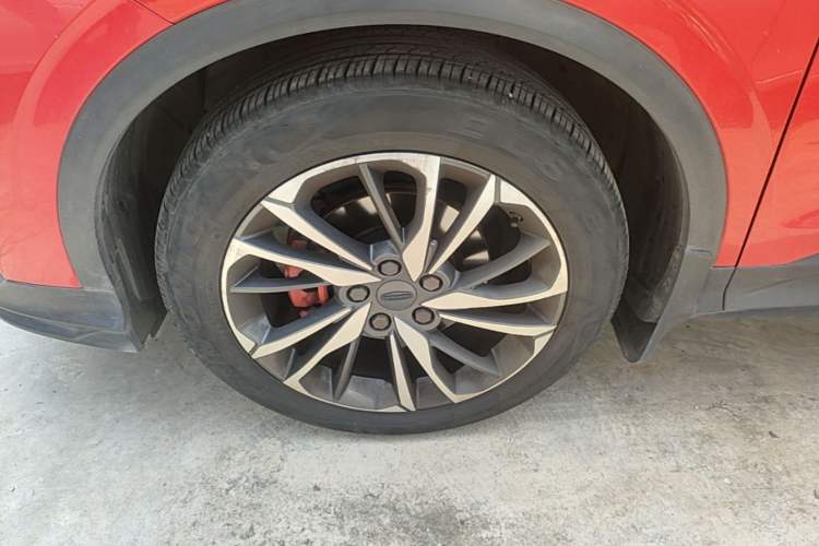 Used Geely Auto Coolray 2019 Sport Model 260T DCT Patrol China V Standard Left Front Wheel Hub