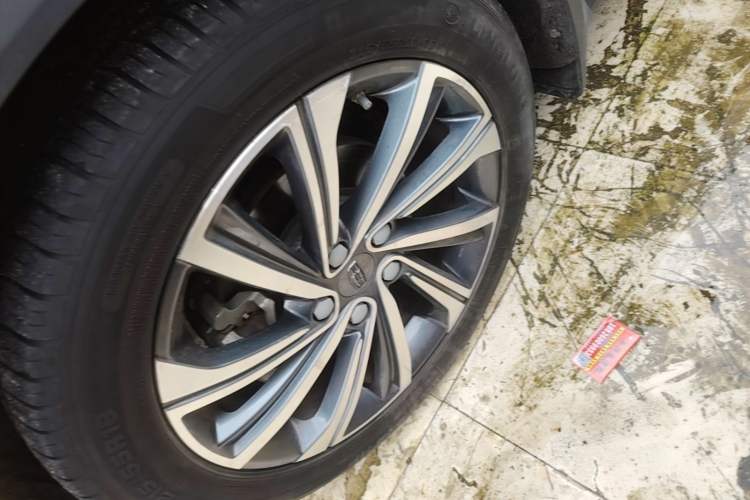 Used Geely Auto Coolray 2019 260T DCT Explorer China V Standard Left Front Wheel Hub