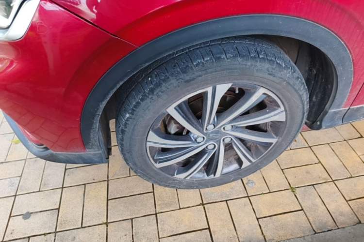 Used Geely Auto Coolray 2019 260T DCT Knight China V Standard Left Front Wheel Hub