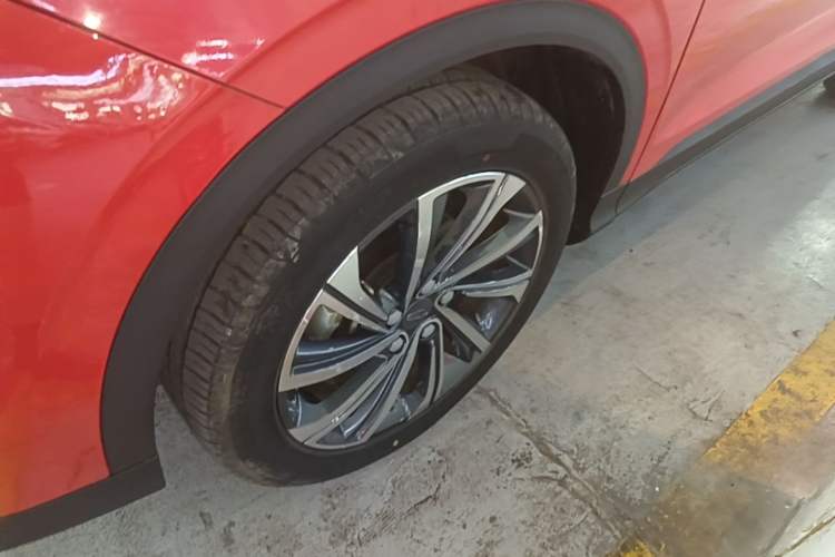 Used Geely Auto Coolray 2019 260T DCT Explorer China VI Standard Left Front Wheel Hub