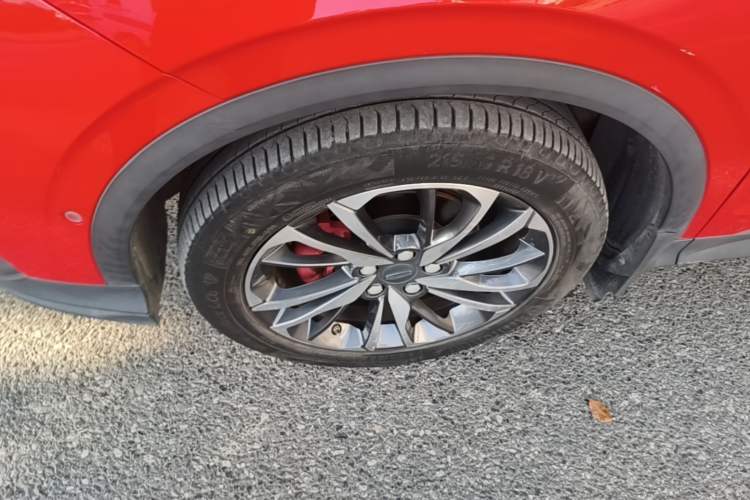 Used Geely Auto Coolray 2019 Sport Version 260T DCT Battle China VI Standard Left Front Wheel Hub