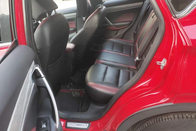 Used Geely Auto Coolray 2019 Sport Model 260T DCT Battle China V Standard Left Rear Seat