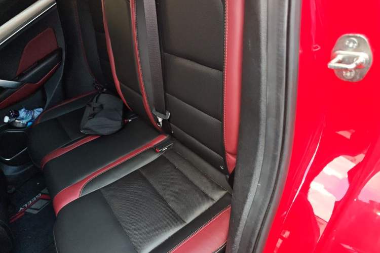 Used Geely Auto Coolray 2019 260T DCT Explorer China VI Standard Left Rear Seat