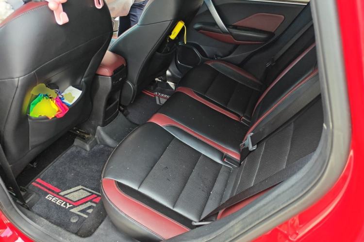 Used Geely Auto Coolray 2019 Sport Model 260T DCT Battle China V Standard Left Rear Seat