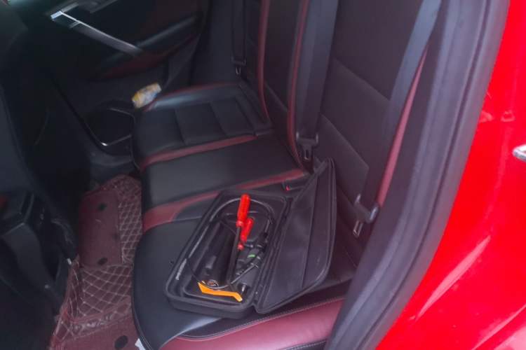 Used Geely Auto Coolray 2019 Sport Model 260T DCT Battle China V Standard Left Rear Seat