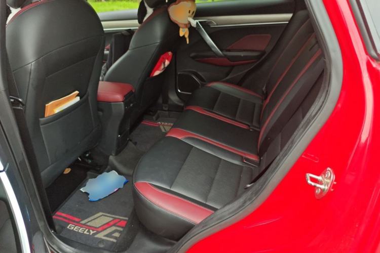 Used Geely Auto Coolray 2019 Sport Model 260T DCT Battle China V Standard Left Rear Seat