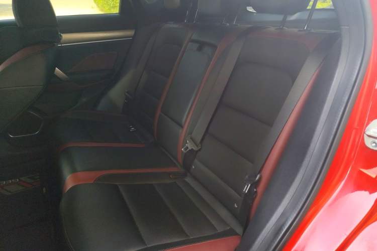 Used Geely Auto Coolray 2019 Sport Model 260T DCT Battle China V Standard Left Rear Seat