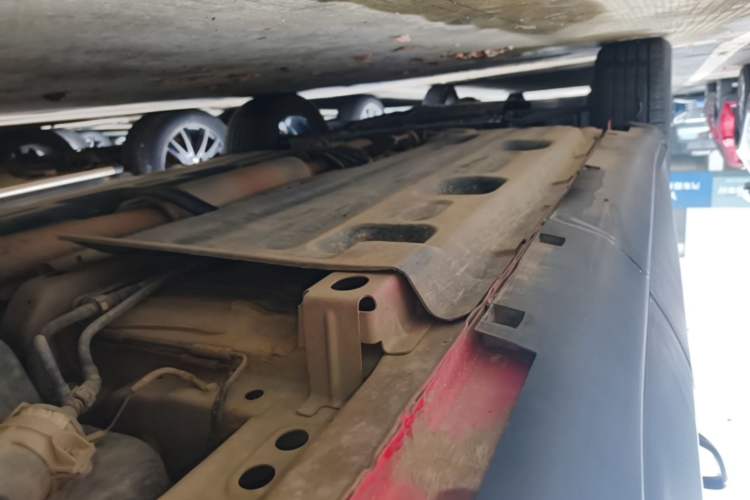 Used Geely Auto Coolray 2019 260T DCT Knight China VI Standard Left Side Sill