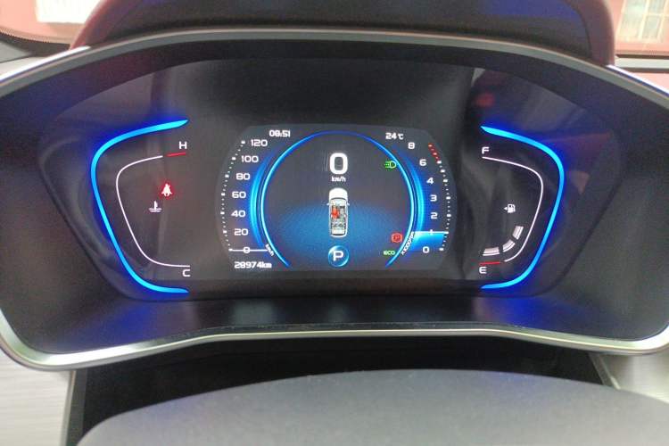 Used Geely Auto Coolray 2019 Sport Version 260T DCT Explorer China VI Standard Odometer Close Up