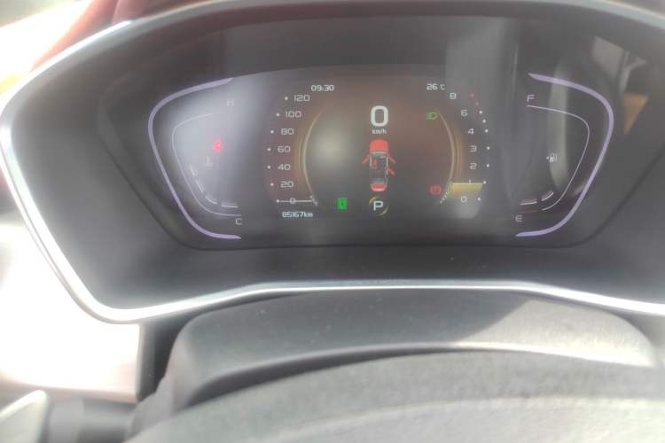 Used Geely Auto Coolray 2019 Sport Model 260T DCT Battle China V Standard Odometer Close Up