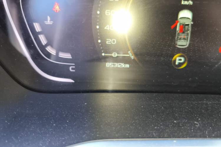 Used Geely Auto Coolray 2019 Sport Version 260T DCT Explorer China VI Standard Odometer Close Up