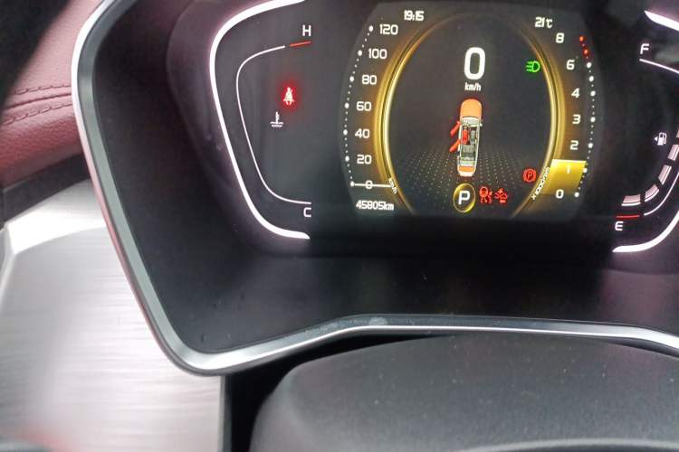 Used Geely Auto Coolray 2019 Sport Model 260T DCT Battle China V Standard Odometer Close Up