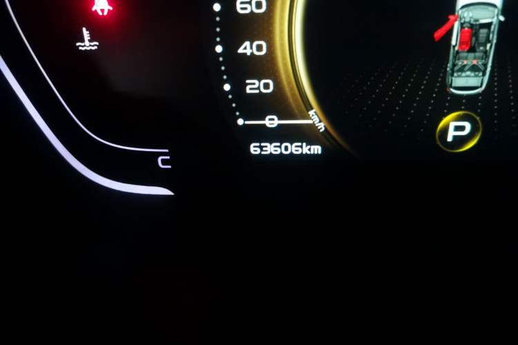 Used Geely Auto Coolray 2019 260T DCT Explorer China V Standard Odometer Close Up