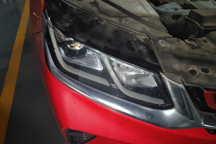 Used Geely Auto Coolray 2019 Sport Version 260T DCT Battle China VI Standard Right Front Headlight