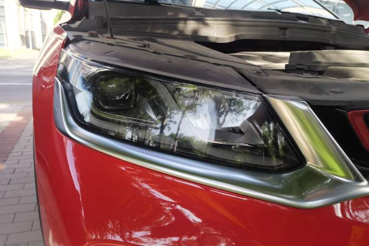 Used Geely Auto Coolray 2019 Sport Model 260T DCT Patrol China V Standard Right Front Headlight