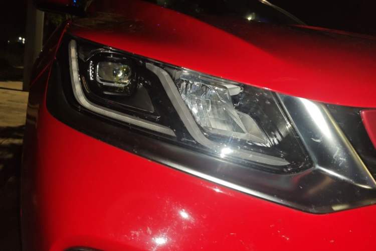 Used Geely Auto Coolray 2019 Sport Version 260T DCT Battle China VI Standard Right Front Headlight