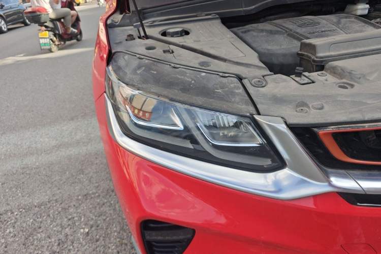 Used Geely Auto Coolray 2019 Sport Version 260T DCT Battle China VI Standard Right Front Headlight