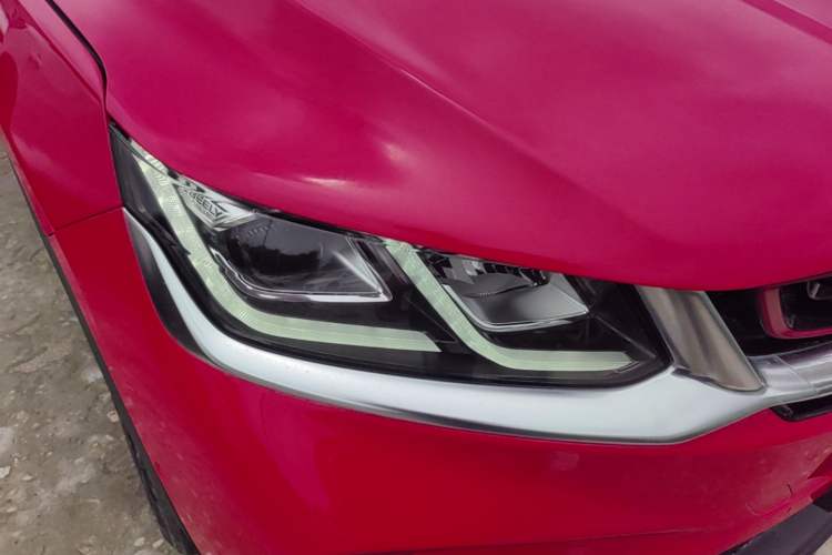 Used Geely Auto Coolray 2019 Sport Model 260T DCT Battle China V Standard Right Front Headlight