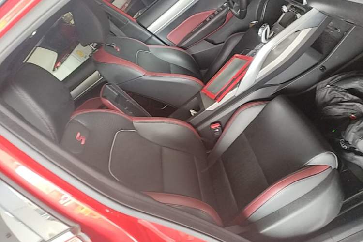 Used Geely Auto Coolray 2019 Sport Model 260T DCT Battle China V Standard Right Front Seat