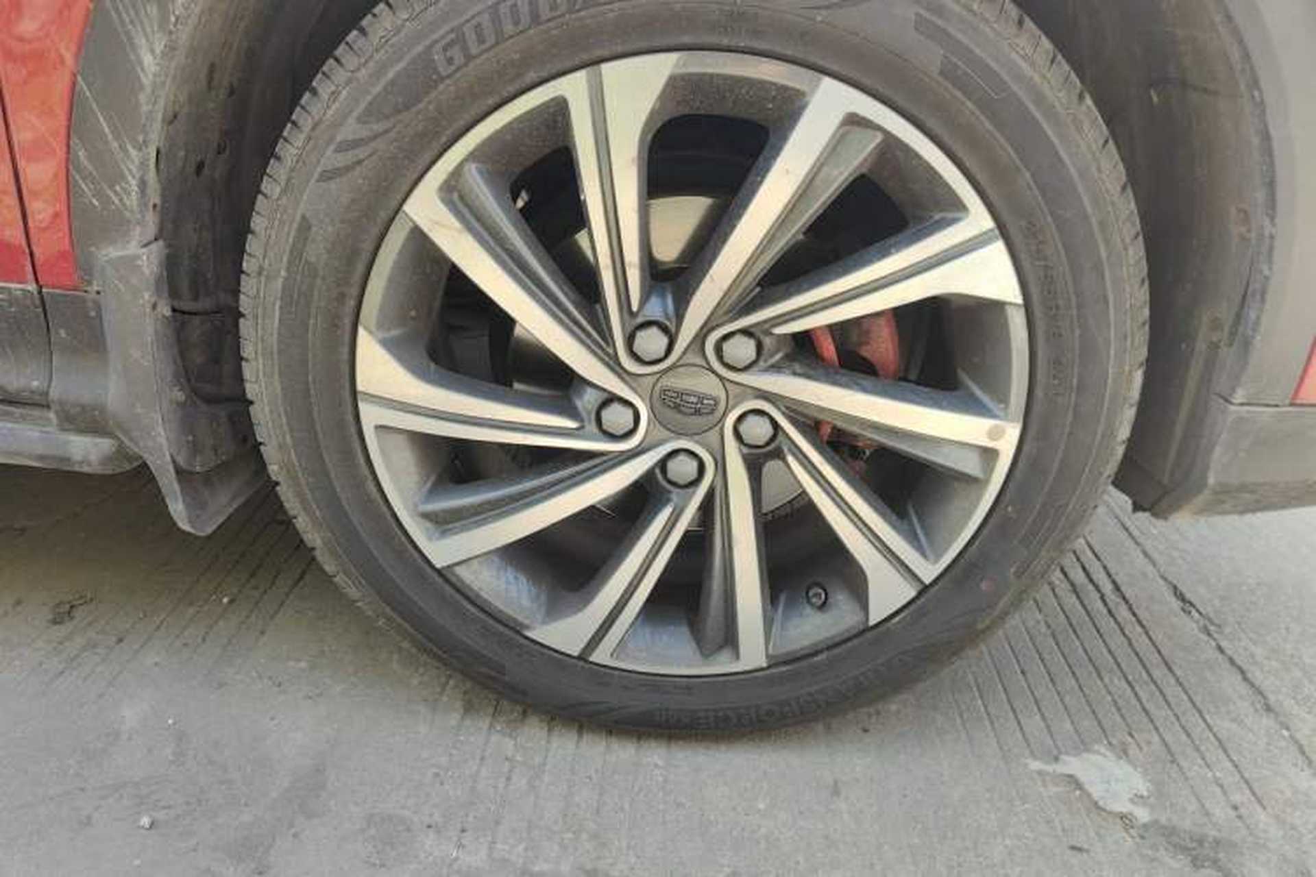 Used Geely Auto Coolray 2019 260T DCT Explorer China V Standard Right Front Wheel Hub