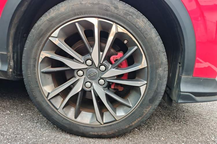 Used Geely Auto Coolray 2019 260T DCT Explorer China VI Standard Right Front Wheel Hub