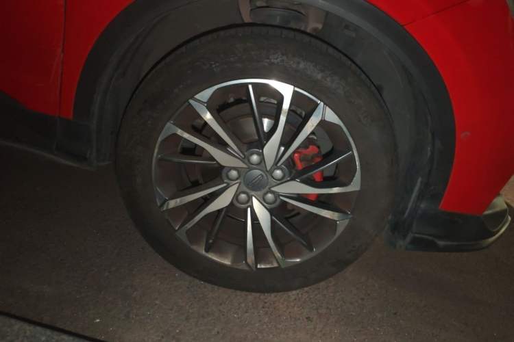 Used Geely Auto Coolray 2019 Sport Version 260T DCT Battle China VI Standard Right Front Wheel Hub