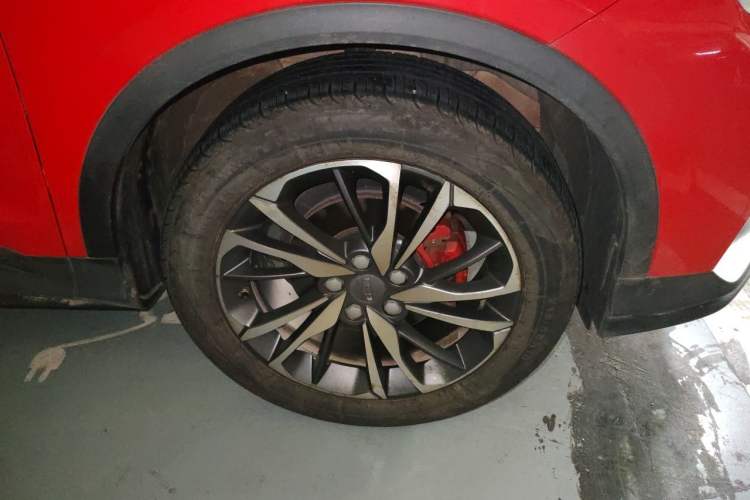 Used Geely Auto Coolray 2019 Sport Version 260T DCT Explorer China VI Standard Right Front Wheel Hub