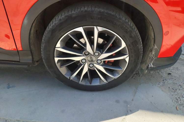 Used Geely Auto Coolray 2019 Sport Model 260T DCT Battle China V Standard Right Front Wheel Hub