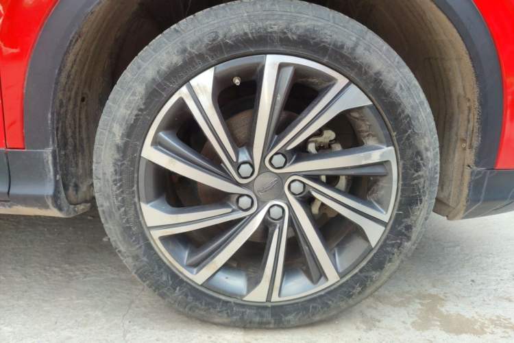 Used Geely Auto Coolray 2019 260T DCT Knight China VI Standard Right Front Wheel Hub