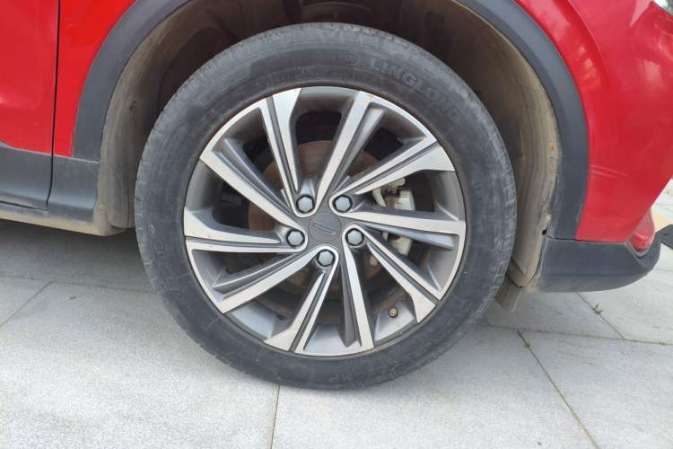 Used Geely Auto Coolray 2019 260T DCT Explorer China VI Standard Right Front Wheel Hub