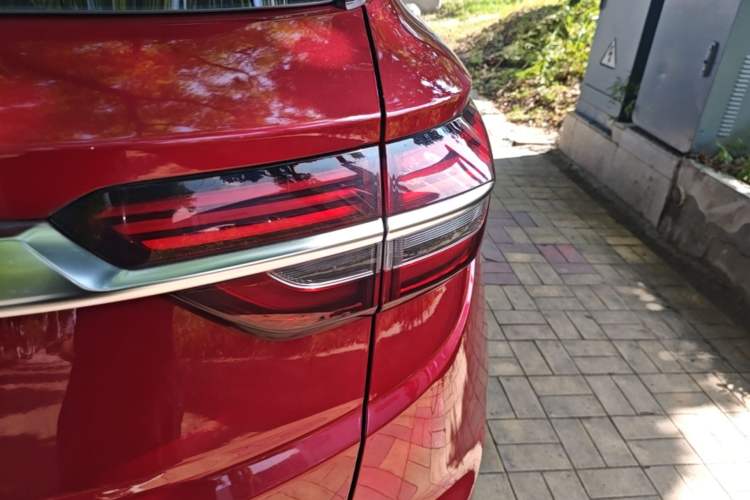 Used Geely Auto Coolray 2019 260T DCT Explorer China V Standard Right Rear Taillight