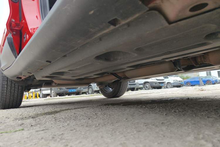 Used Geely Auto Coolray 2019 260T DCT Knight China VI Standard Right Side Sill