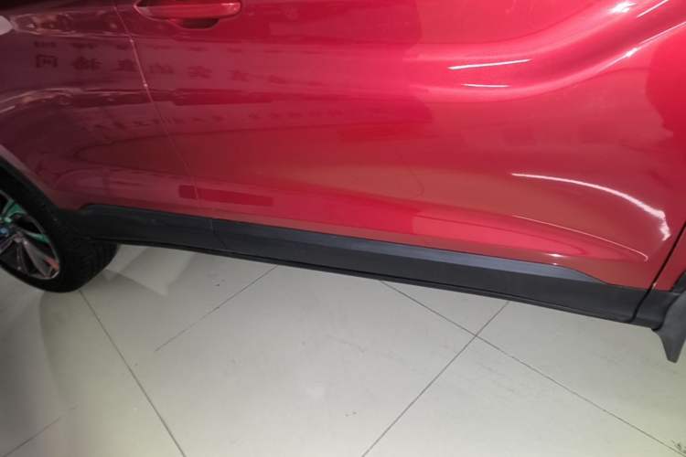 Used Geely Auto Coolray 2019 260T DCT Knight China V Standard Right Side Sill