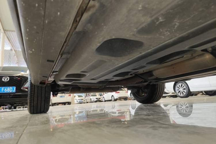 Used Geely Auto Coolray 2019 Sport Version 260T DCT Battle China VI Standard Right Side Sill