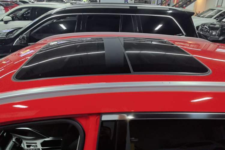 Used Geely Auto Coolray 2019 260T DCT Knight China VI Standard Roof