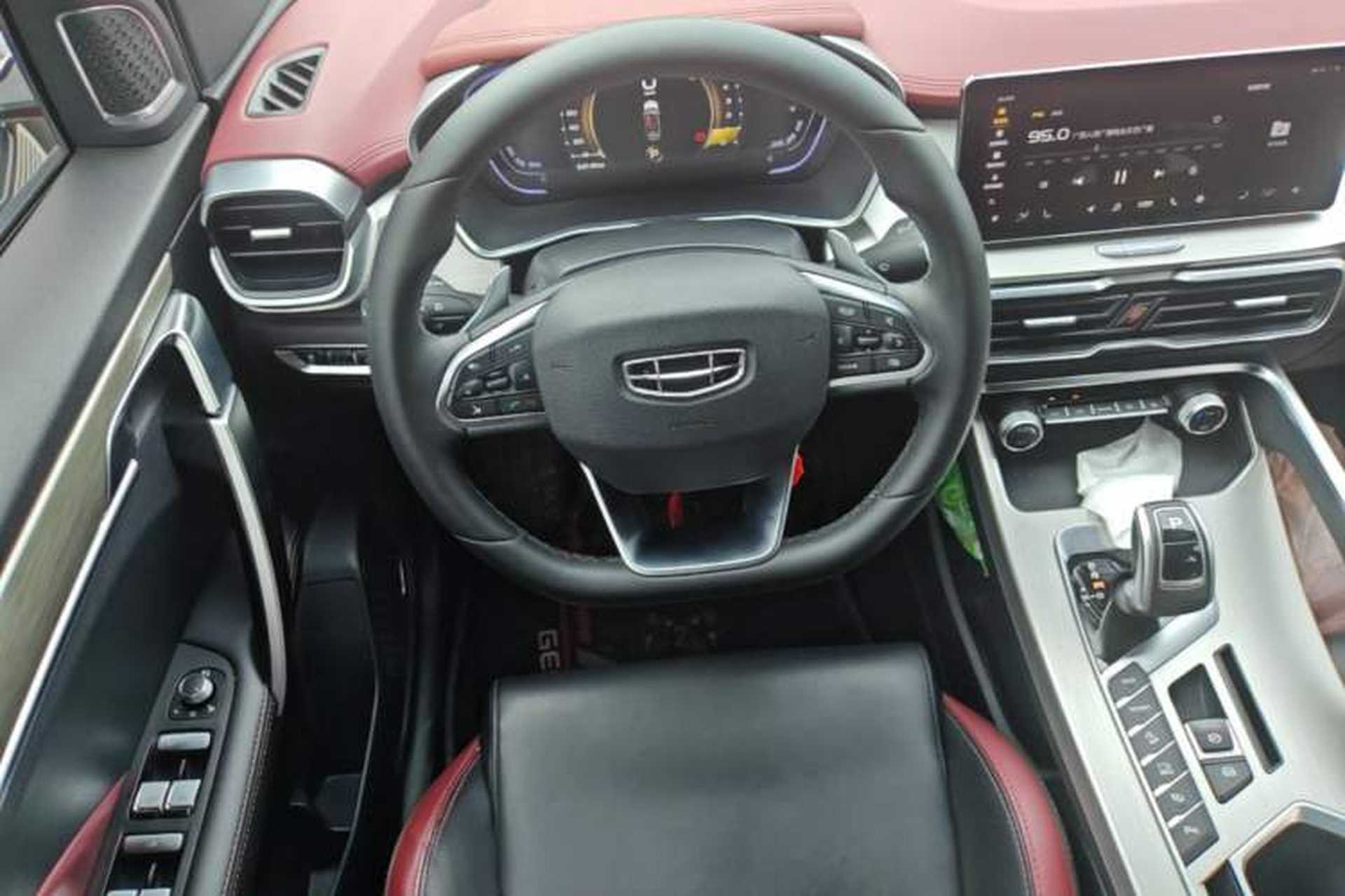 Used Geely Auto Coolray 2019 Sport Version 260T DCT Battle China VI Standard Steering Wheel