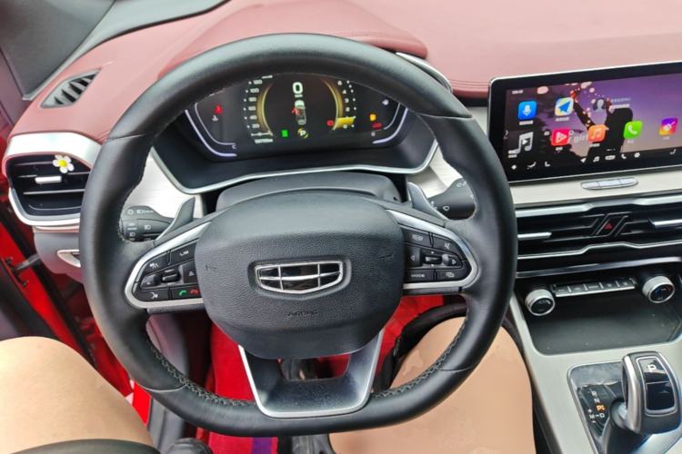 Used Geely Auto Coolray 2019 Sport Model 260T DCT Battle China V Standard Steering Wheel