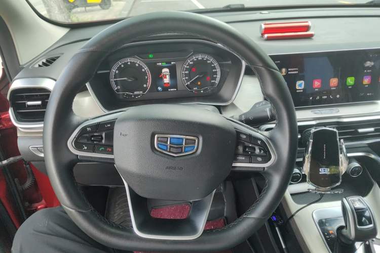 Used Geely Auto Coolray 2019 260T DCT Knight China V Standard Steering Wheel