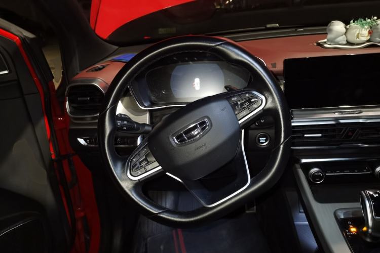 Used Geely Auto Coolray 2019 Sport Model 260T DCT Patrol China V Standard Steering Wheel