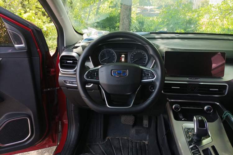 Used Geely Auto Coolray 2019 260T DCT Knight China V Standard Steering Wheel