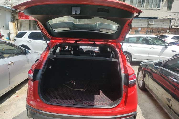 Used Geely Auto Coolray 2019 Sport Model 260T DCT Patrol China V Standard Trunk