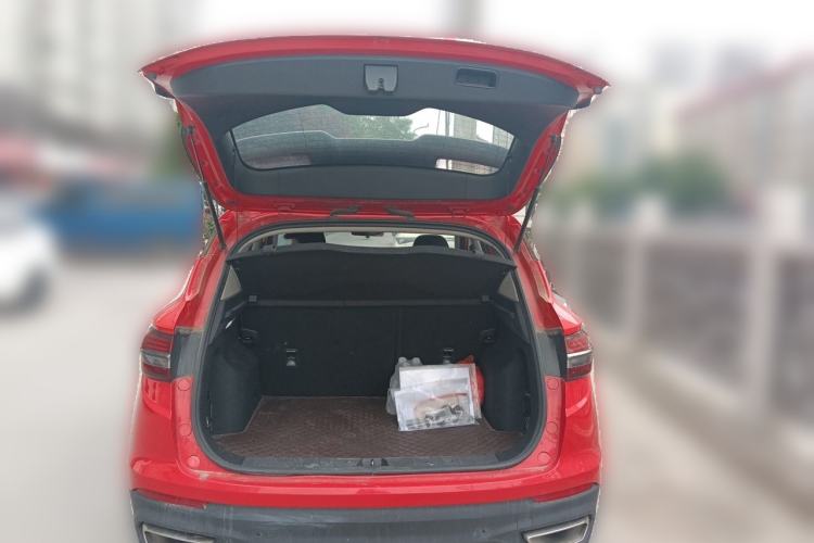 Used Geely Auto Coolray 2019 260T DCT Knight China VI Standard Trunk