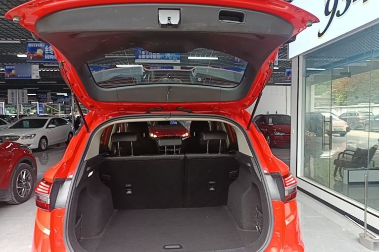 Used Geely Auto Coolray 2019 260T DCT Knight China VI Standard Trunk