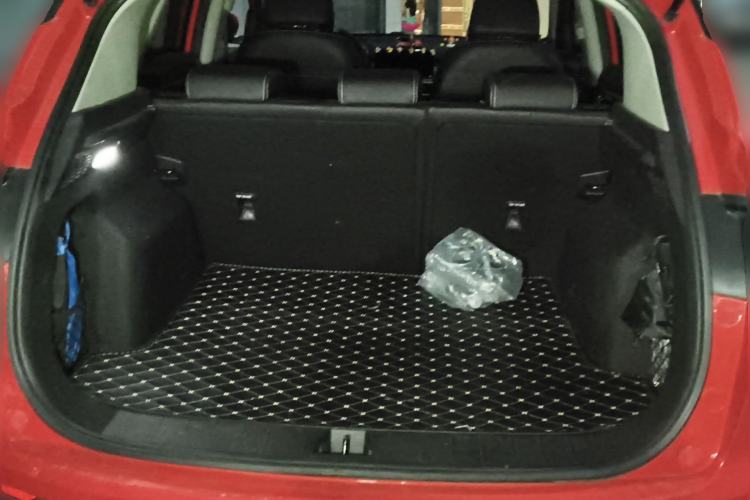 Used Geely Auto Coolray 2019 260T DCT Knight China VI Standard Trunk