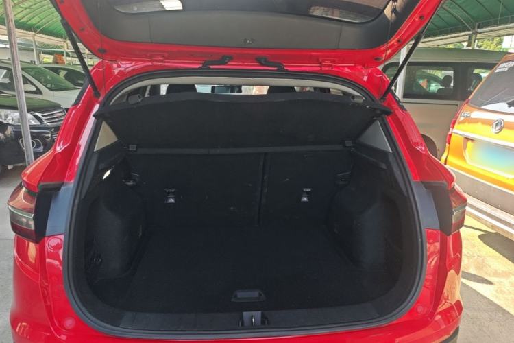 Used Geely Auto Coolray 2019 260T DCT Knight China VI Standard Trunk