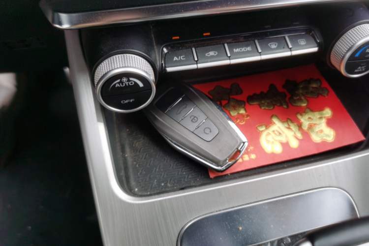 Used Geely Auto Coolray 2019 Sport Version 260T DCT Battle China VI Standard Vehicle Key