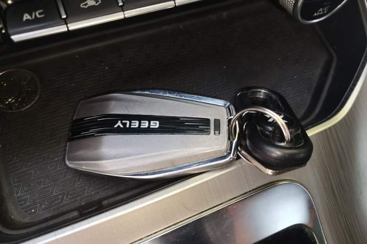 Used Geely Auto Coolray 2019 Sport Model 260T DCT Battle China V Standard Vehicle Key